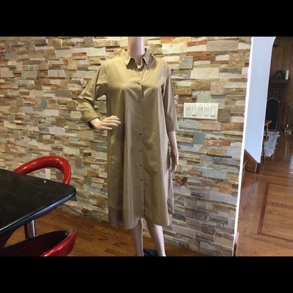 UNIQLO Shirt-Dress   - Picture 4 of 8